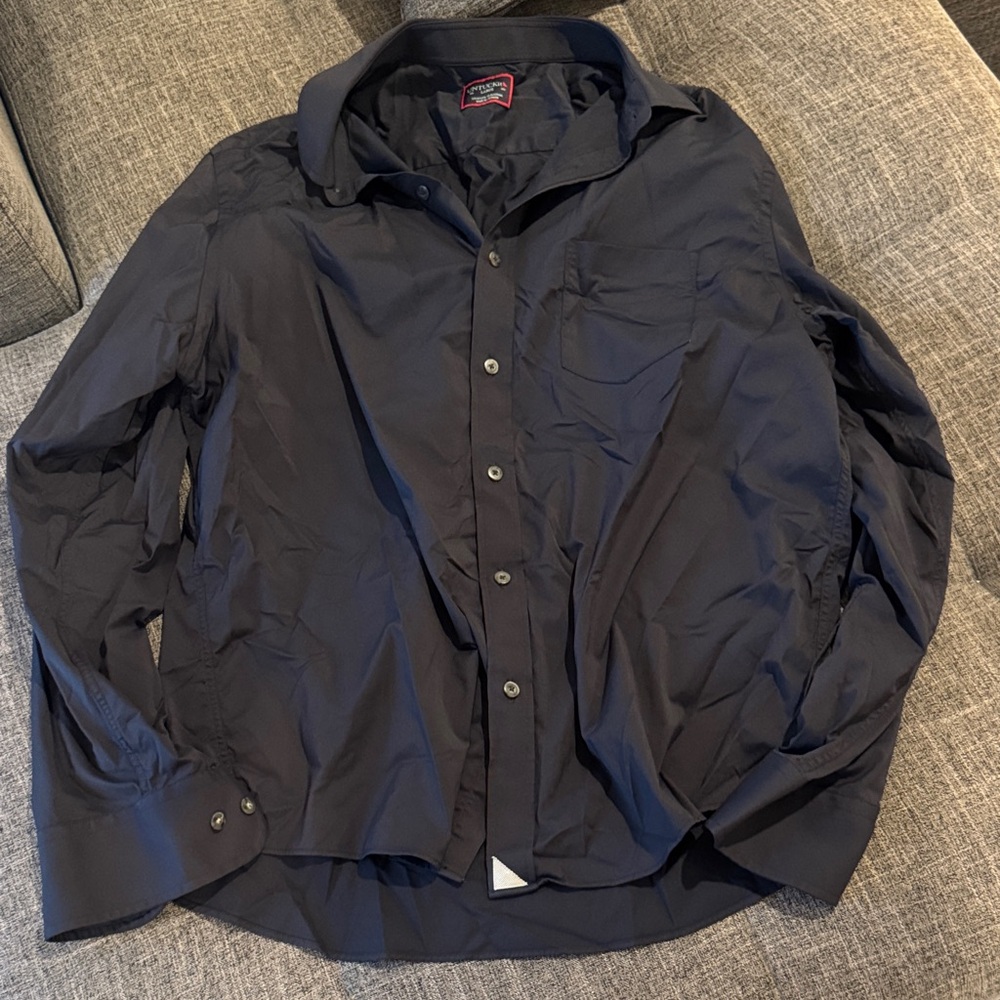 UNTUCKit Black Lightweight Button-Up Shirt - Large